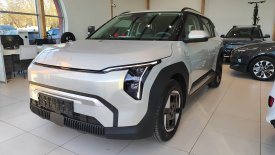 KIA EV3 KIA EV3 AIR + pakiet zimowy 