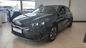 KIA Ceed 1.5 T-GDI 140KM 7DCT ,wersja wyposażenia Tribute 